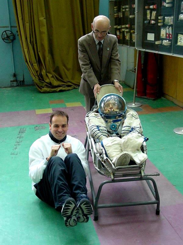 Cosmonaut Crouch